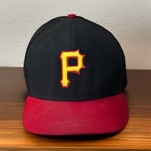 .Vintage Pittsburgh Pirates Snapback Hat New Era MLB Adjustable 90s - Picture 1 of 4